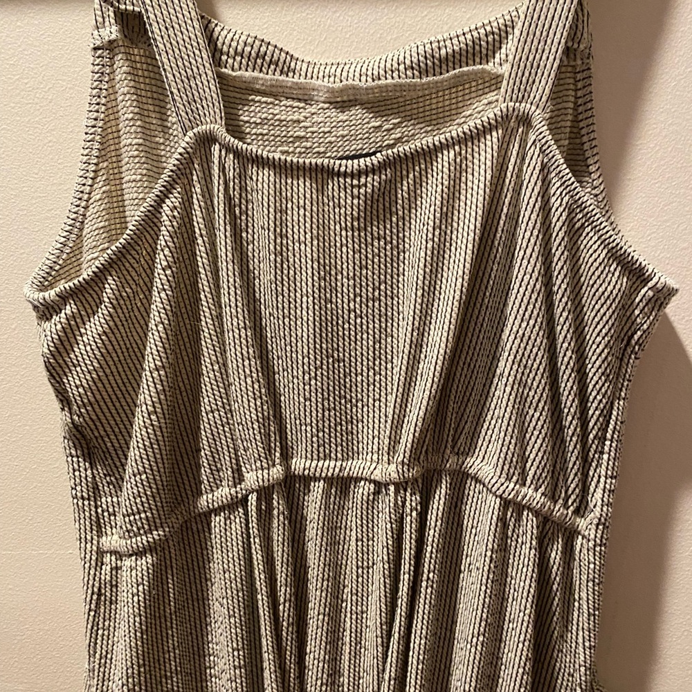 Wide leg jumpsuit/overalls - Picture 3 of 11